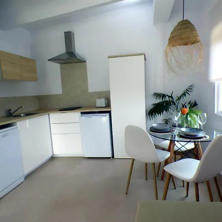 Le Petit Apartamento Con Piscina Privada Apartment *