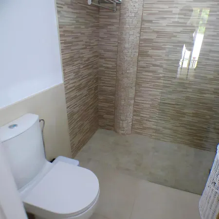 Le Petit Apartamento Con Piscina Privada Apartment
